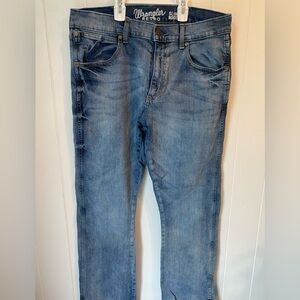 Wrangler Light Blue Relaxed Jeans